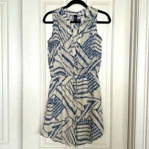 Women’s gap extra small, sporty shirt- dress